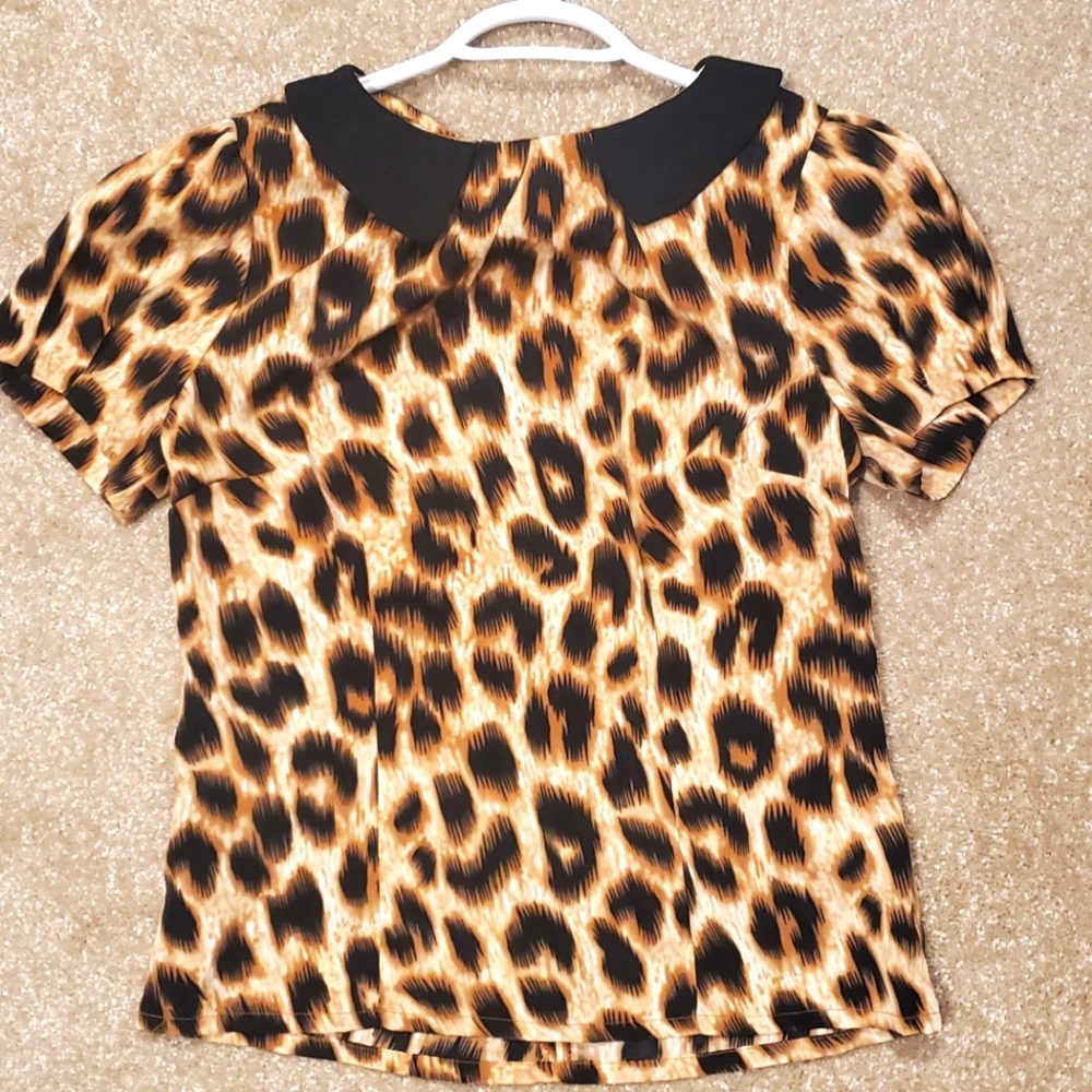 leopard print top sz S